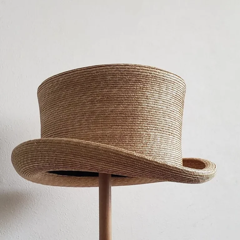 top-hat2